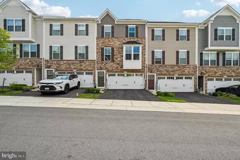 8119 Primrose Ln, Laurel, MD 20723
