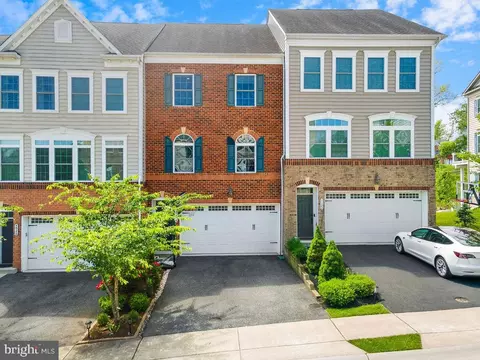 4924 Rushing River Dr, Ellicott City, MD 21043