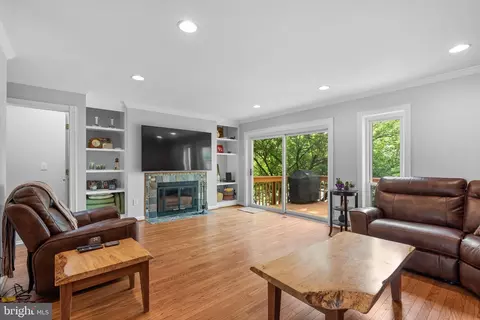 7256 Dockside Ln, Columbia, MD 21045 photo 8