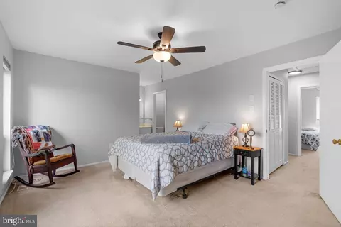 7256 Dockside Ln, Columbia, MD 21045 photo 14