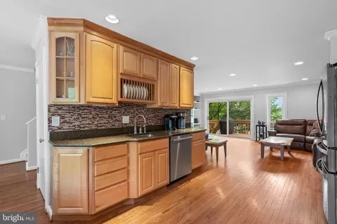 7256 Dockside Ln, Columbia, MD 21045 photo 4