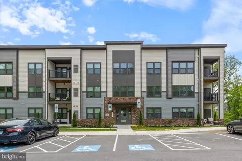 10391 Resort Rd #Q, Ellicott City, MD 21042