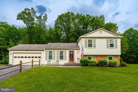 9679 Baltimore Ave, Laurel, MD 20723 photo 2