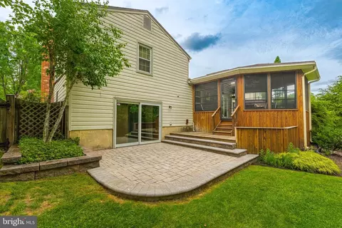 9679 Baltimore Ave, Laurel, MD 20723 photo 9