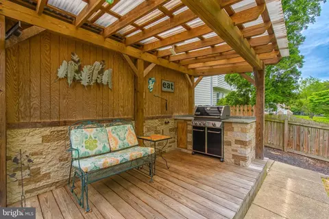 9679 Baltimore Ave, Laurel, MD 20723 photo 13