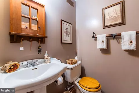 9679 Baltimore Ave, Laurel, MD 20723 photo 48