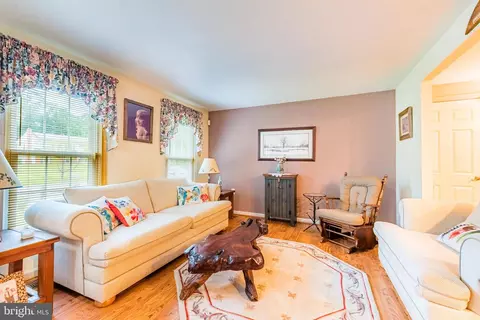 9679 Baltimore Ave, Laurel, MD 20723 photo 27