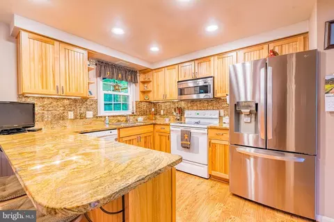 9679 Baltimore Ave, Laurel, MD 20723 photo 30