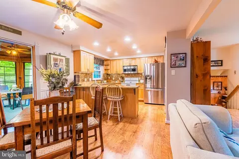 9679 Baltimore Ave, Laurel, MD 20723 photo 31