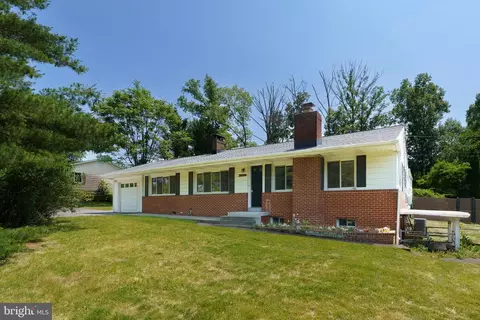 10699 Harding Rd, Laurel, MD 20723