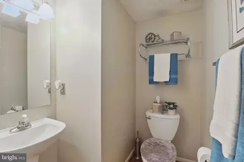 Bath - 9224 Howland Rd, Laurel, MD 20723 photo 1 of 7
