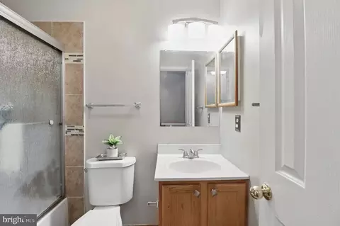 Bath - 9224 Howland Rd, Laurel, MD 20723 photo 5 of 7