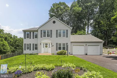 8262 Rippling Branch Rd, Laurel, MD 20723