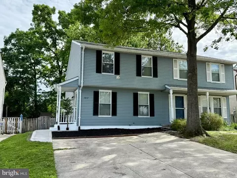 7837 Marioak Dr S, Elkridge, MD 21075