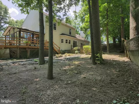 8225 Bubbling Spg, Laurel, MD 20723 photo 32