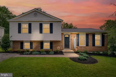 9304 Kenbrooke Ct, Laurel, MD 20723