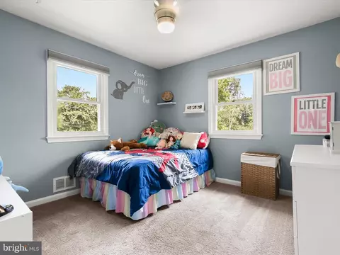 Bedroom - 8005 Crest Rd, Laurel, MD 20723 photo 5 of 7