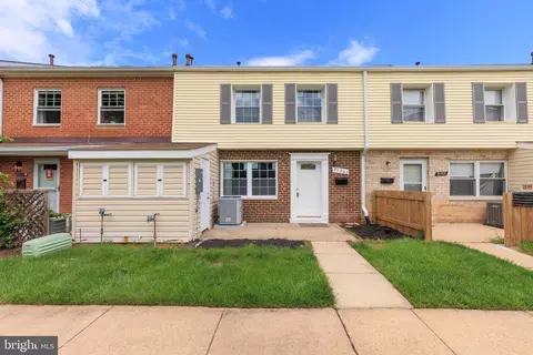 9170 Hitching Post Ln #J, Laurel, MD 20723