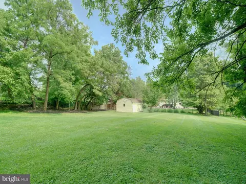 Exterior - 8516 Pineway Dr, Laurel, MD 20723 photo 17 of 19