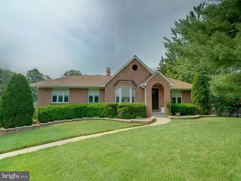 Exterior - 8516 Pineway Dr, Laurel, MD 20723 photo 7 of 19