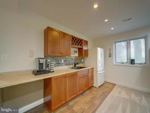 Kitchen - 8516 Pineway Dr, Laurel, MD 20723 photo 13 of 13