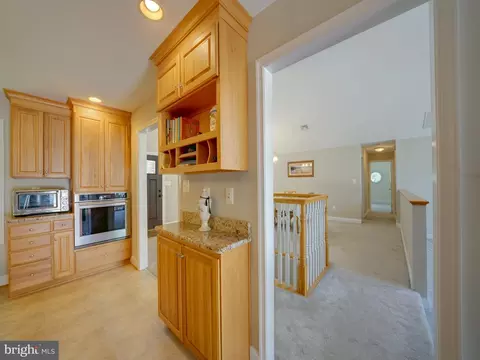 Entry Way - 8516 Pineway Dr, Laurel, MD 20723 photo 4 of 9