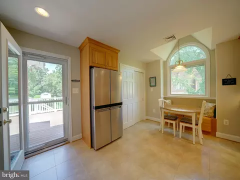 Entry Way - 8516 Pineway Dr, Laurel, MD 20723 photo 1 of 9