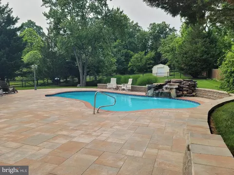 Exterior - 8516 Pineway Dr, Laurel, MD 20723 photo 5 of 19