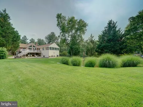 Exterior - 8516 Pineway Dr, Laurel, MD 20723 photo 2 of 19