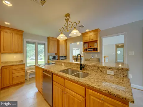 Kitchen - 8516 Pineway Dr, Laurel, MD 20723 photo 3 of 13