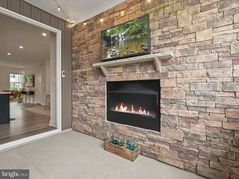 Exterior - 7330 Isabella Rd, Laurel, MD 20723 photo 2 of 9