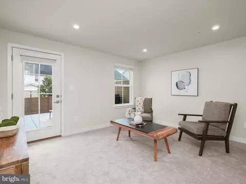 Living - 7330 Isabella Rd, Laurel, MD 20723 photo 6 of 6