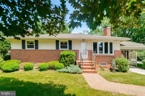 4814 S Haven Dr, Ellicott City, MD 21043