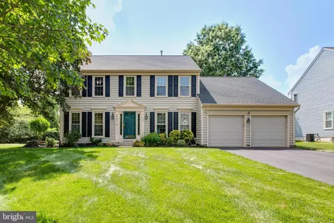 8257 Glenmar Rd, Ellicott City, MD 21043