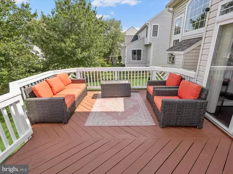 Exterior - 10040 Fall Rain Dr, Laurel, MD 20723 photo 9 of 12