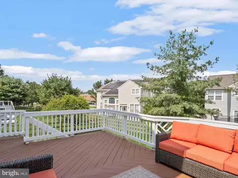 Exterior - 10040 Fall Rain Dr, Laurel, MD 20723 photo 10 of 12