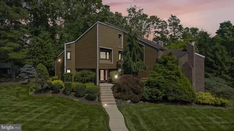 11365 Heathertoe Ln, Columbia, MD 21044