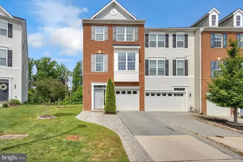 9758 Peace Springs Rdg, Laurel, MD 20723