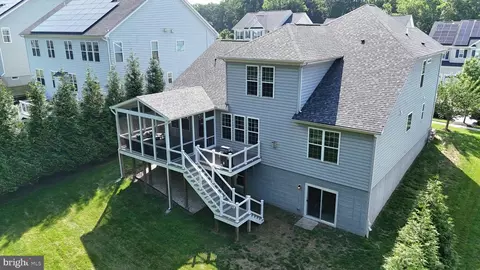 Exterior - 10058 Rowan Ln, Laurel, MD 20723 photo 8 of 11