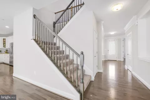 Entry Way - 10058 Rowan Ln, Laurel, MD 20723 photo 18 of 27