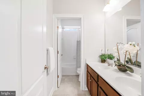 Entry Way - 10058 Rowan Ln, Laurel, MD 20723 photo 22 of 27