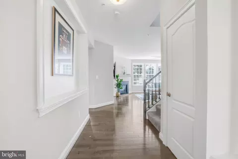 Entry Way - 10058 Rowan Ln, Laurel, MD 20723 photo 14 of 27