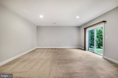 Living - 10058 Rowan Ln, Laurel, MD 20723 photo 3 of 4