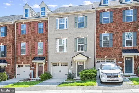 8075 Locust Mill St, Ellicott City, MD 21043