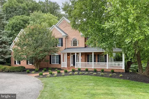 12124 Serenity Ln, Marriottsville, MD 21104