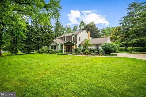 9390 Diamondback Dr, Columbia, MD 21045