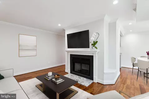 6003 Majors Ln #7, Columbia, MD 21045