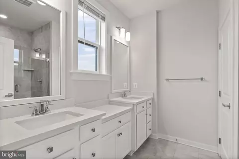 7429 Plainview Ter, Columbia, MD 21044 photo 32