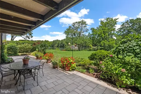 10085 Windstream Dr #1, Columbia, MD 21044