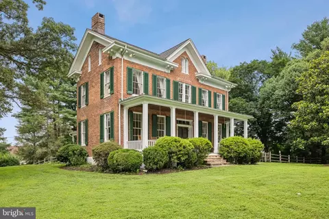 10212 Little Brick House Ct, Ellicott City, MD 21042